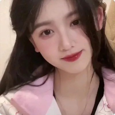 美女公寓海报